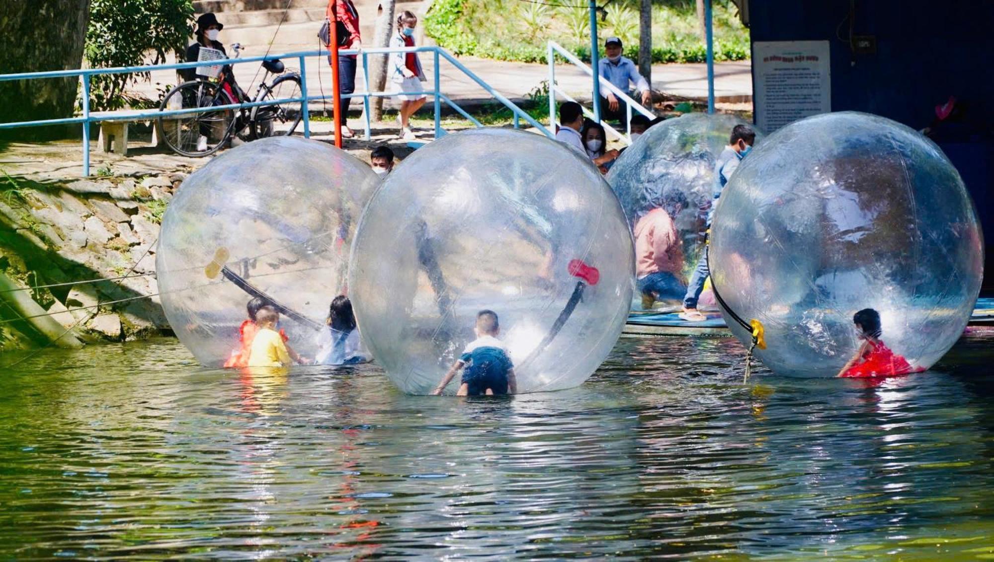 花ren Hostel ホーチミン市 エクステリア 写真