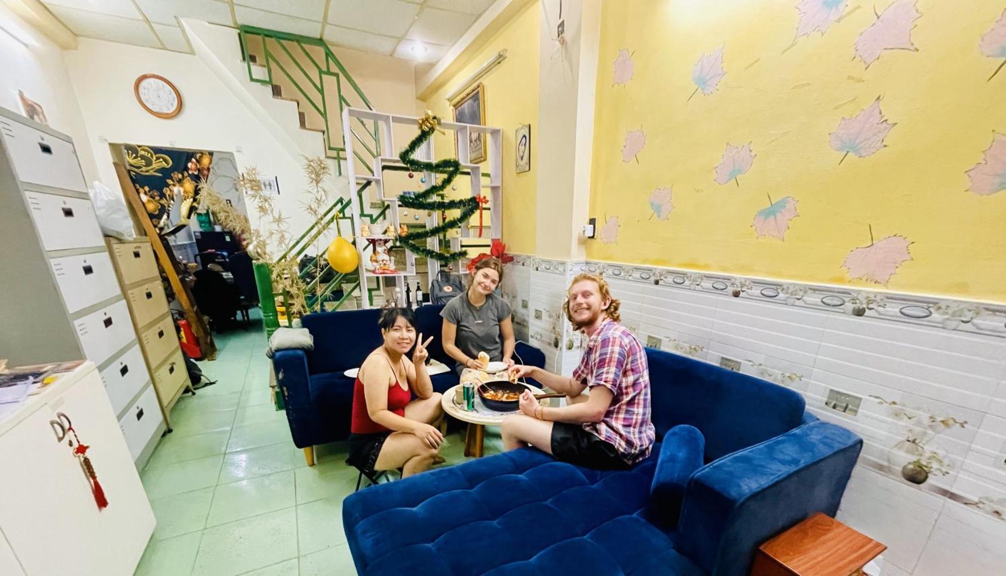 花ren Hostel ホーチミン市 エクステリア 写真